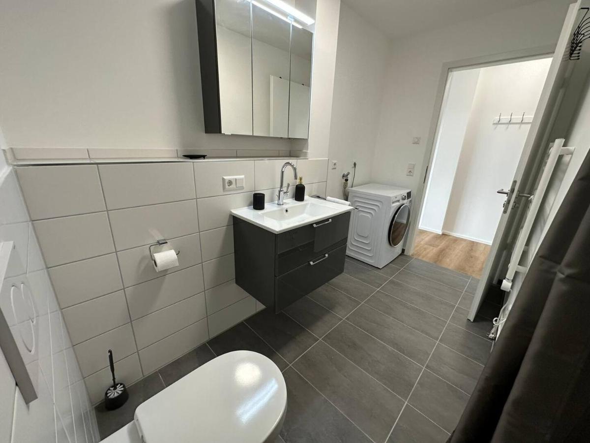 Suite4Me - Balkon I Kueche I Waschmaschine I Mainz-Kostheim Wiesbaden Buitenkant foto