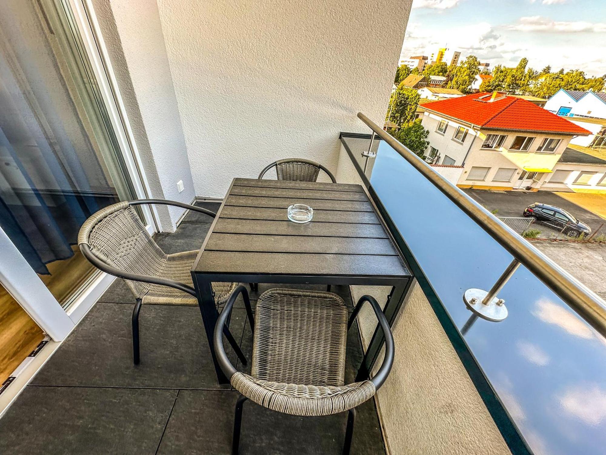 Suite4Me - Balkon I Kueche I Waschmaschine I Mainz-Kostheim Wiesbaden Buitenkant foto
